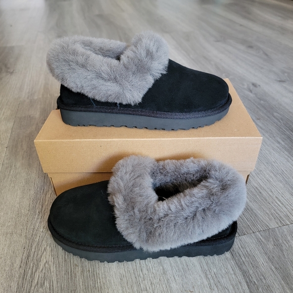 UGG  Nita Slippers - Picture 1 of 11